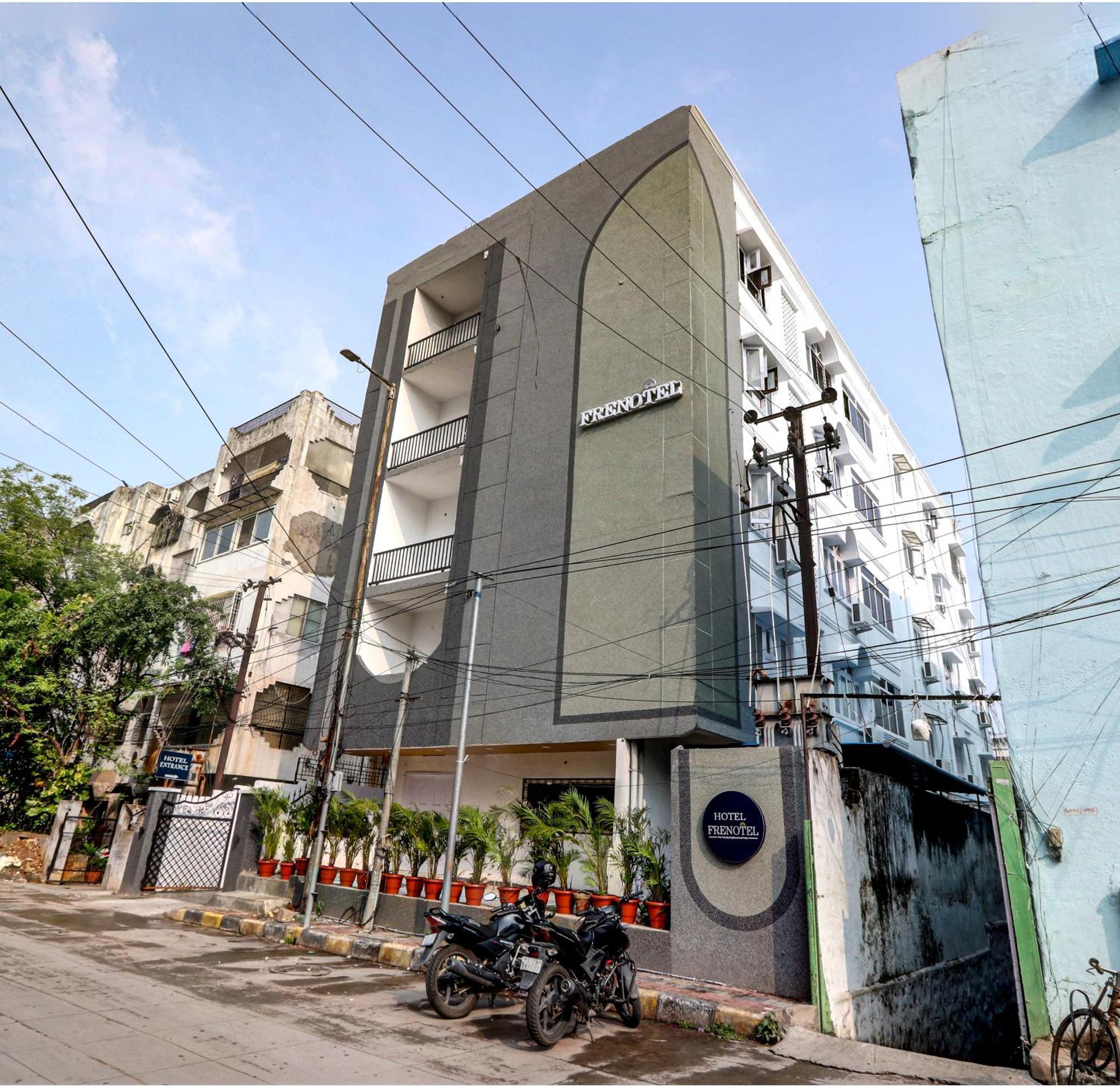 Frenotel Hyderabad Exterior foto
